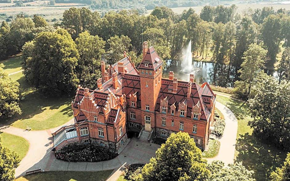 Jaunmoku Palace Complex Hotel