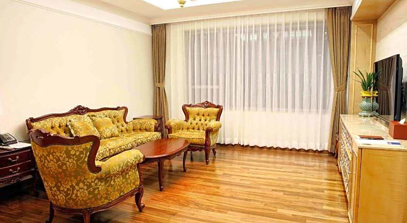 Fontana Beach Hotel