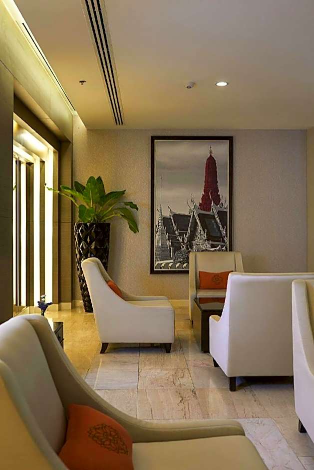 Mandarin Hotel Managed By Centre Point