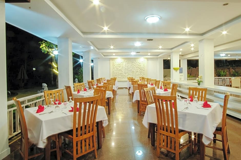 Puri Saron Senggigi Hotel