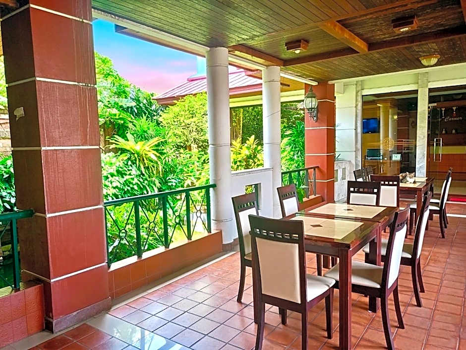 The Ligor City Hotel