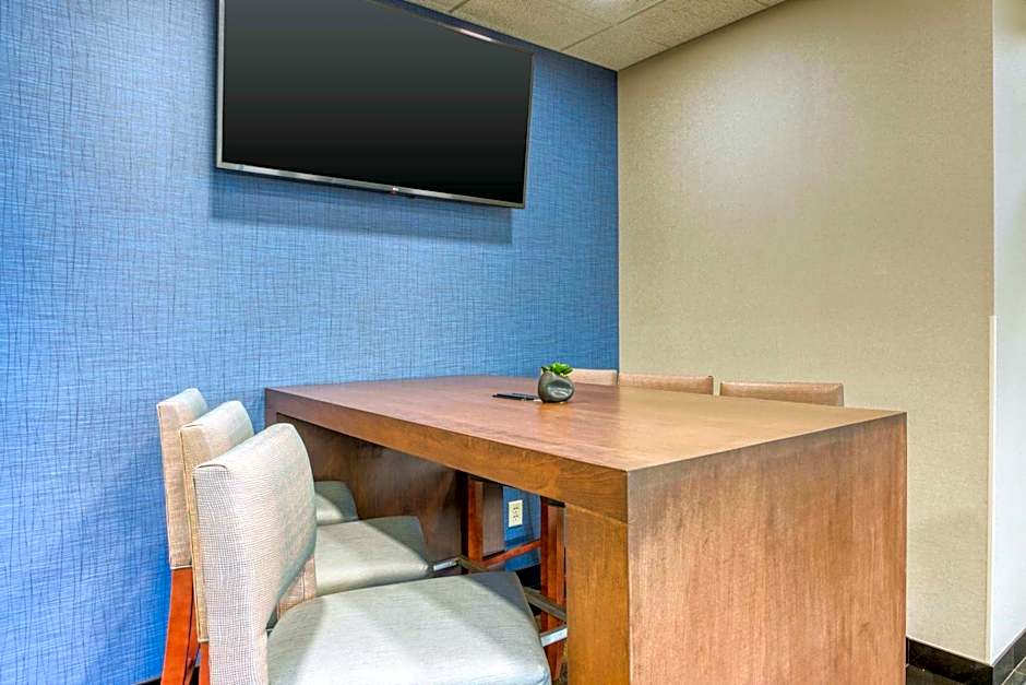 Drury Inn and Suites St Louis Collinsville