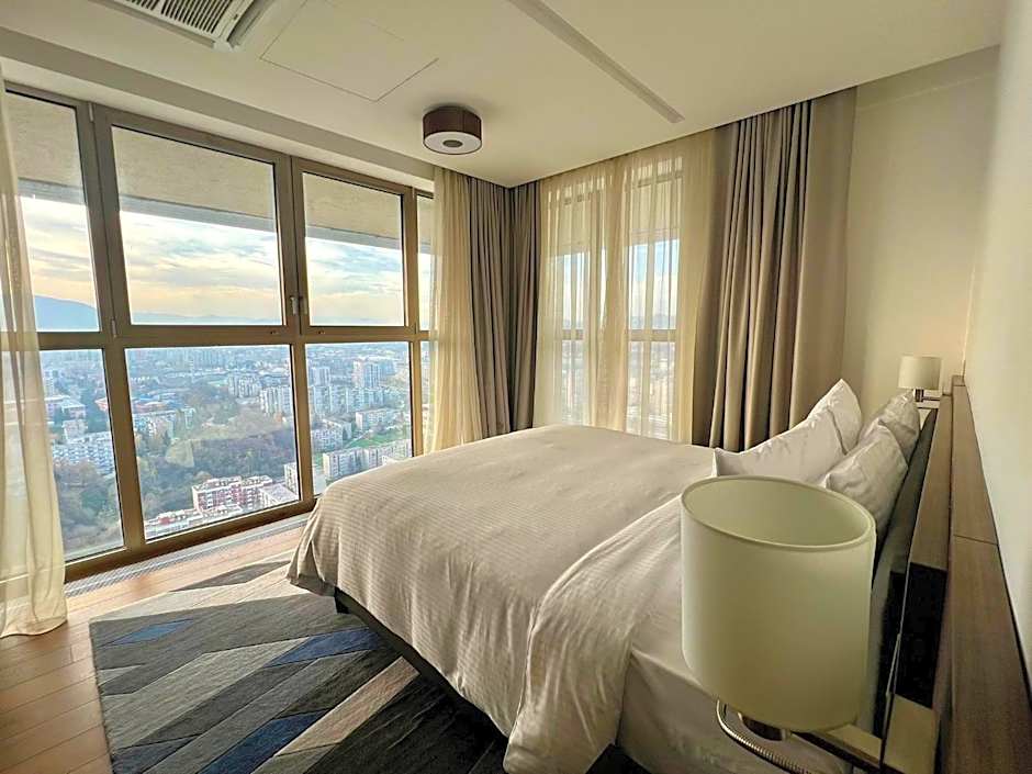 Bosmal Arjaan by Rotana