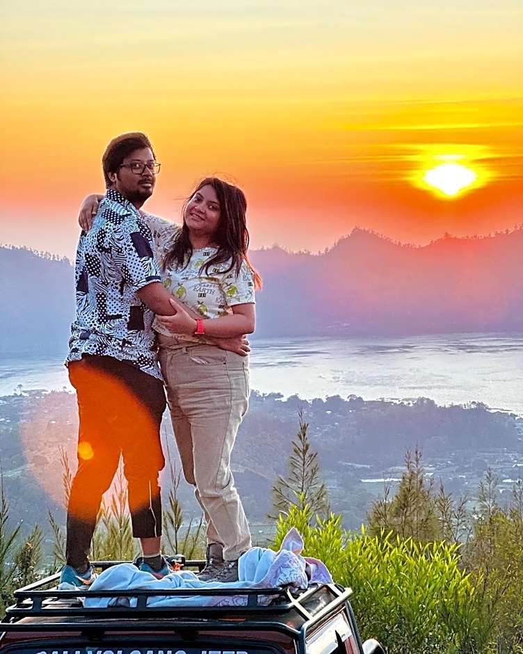 Triangular house and hot spring