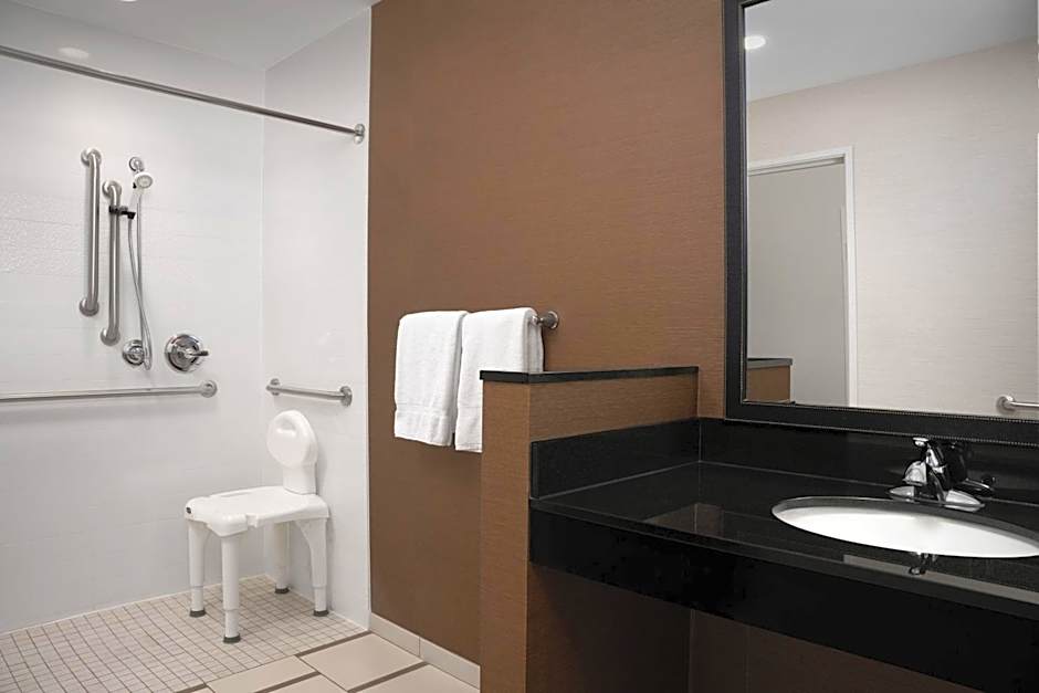 Fairfield Inn & Suites by Marriott Sioux Falls Airport