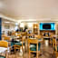 La Quinta Inn & Suites by Wyndham Norfolk Virginia Beach