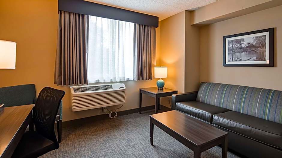 Best Western East Towne Suites