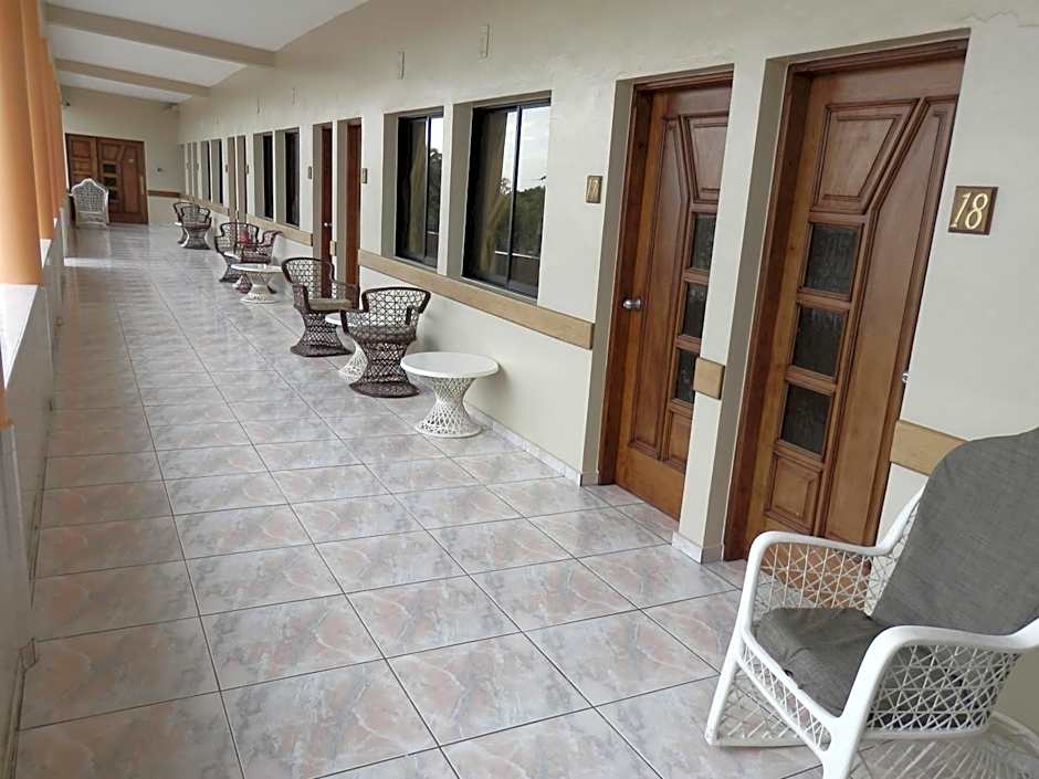 Hotel Garant & Suites