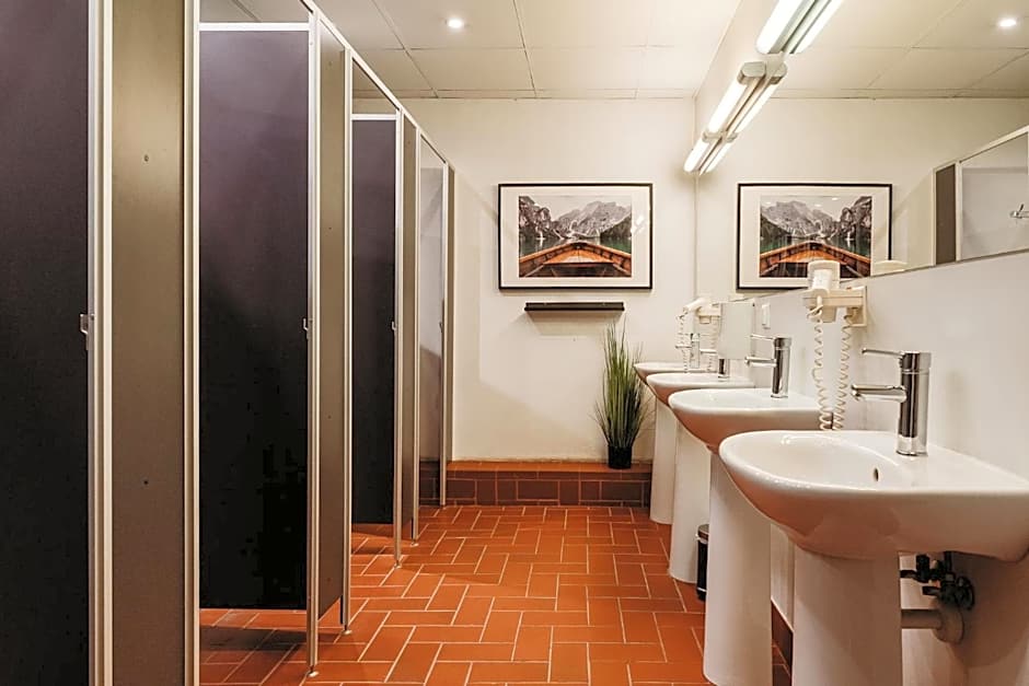 16eur - Fat Margaret's