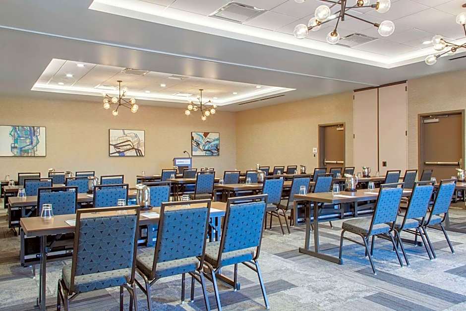 Cambria Hotel Phoenix Chandler - Fashion Center