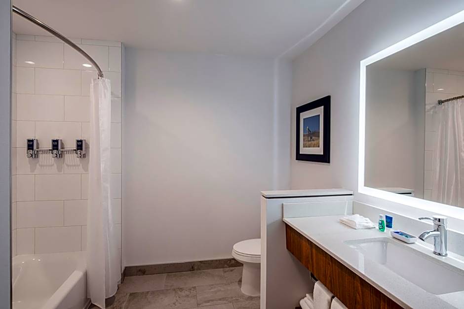 Four Points by Sheraton Grande Prairie