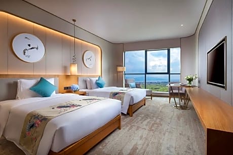 2 Twin Beds Superior Room Smoking