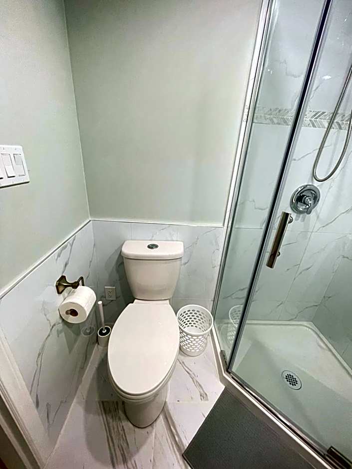 Arbutus Jasmine room