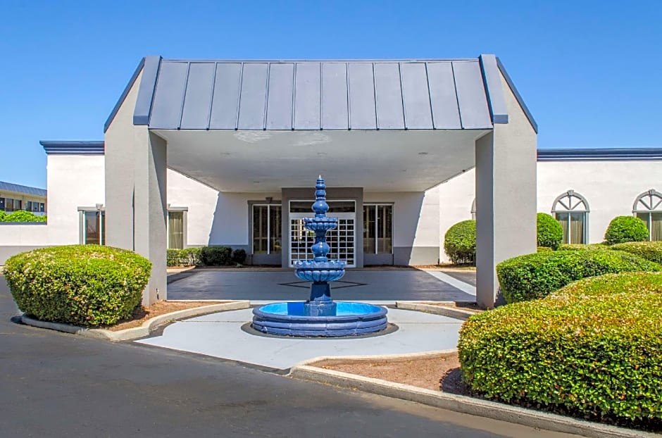 Quality Inn & Suites Laurel area – Laurel, MS