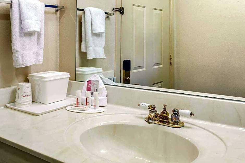 Photo 1 of 3 of 1 King Bed, Mobility Accessible