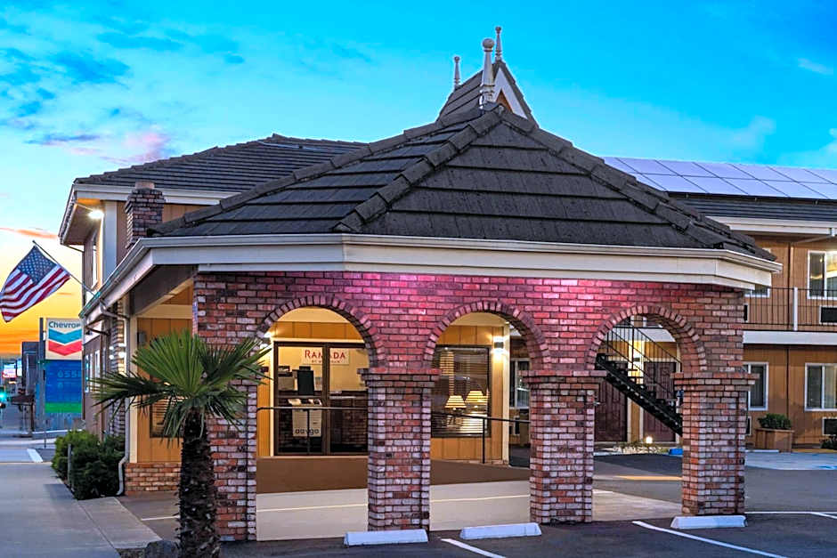 Ramada Bayside Inn & Suites Eureka