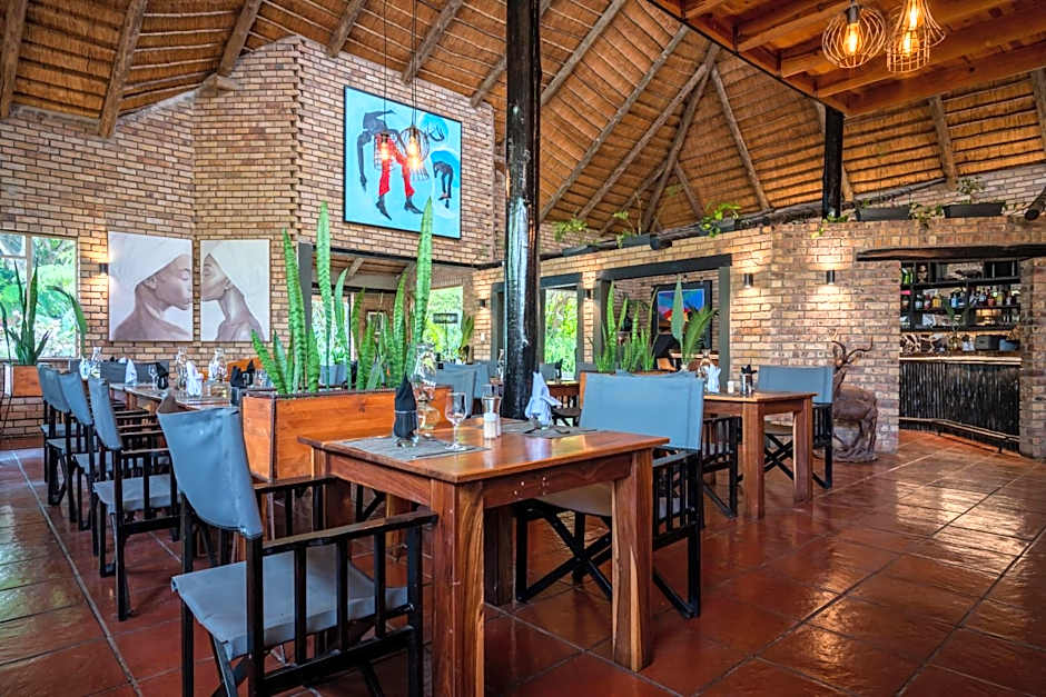 Sunbirds Oasis Lodge