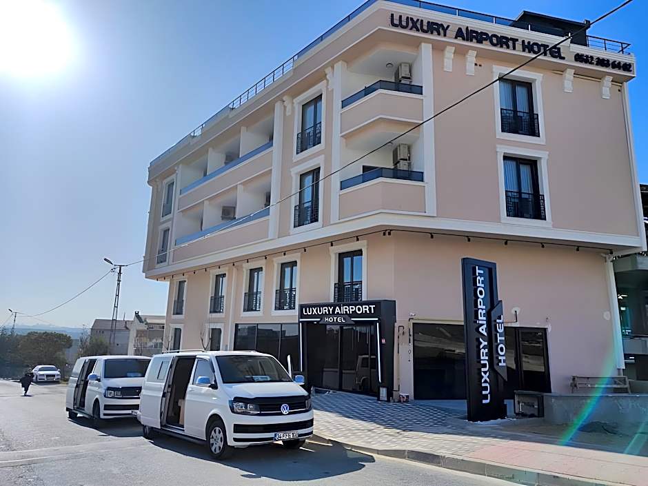 Luxury Airport Hotel By Zazzoni-İstanbul Airport