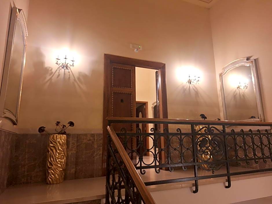 Dimora Charleston Lecce parcheggio privato in loco gratis