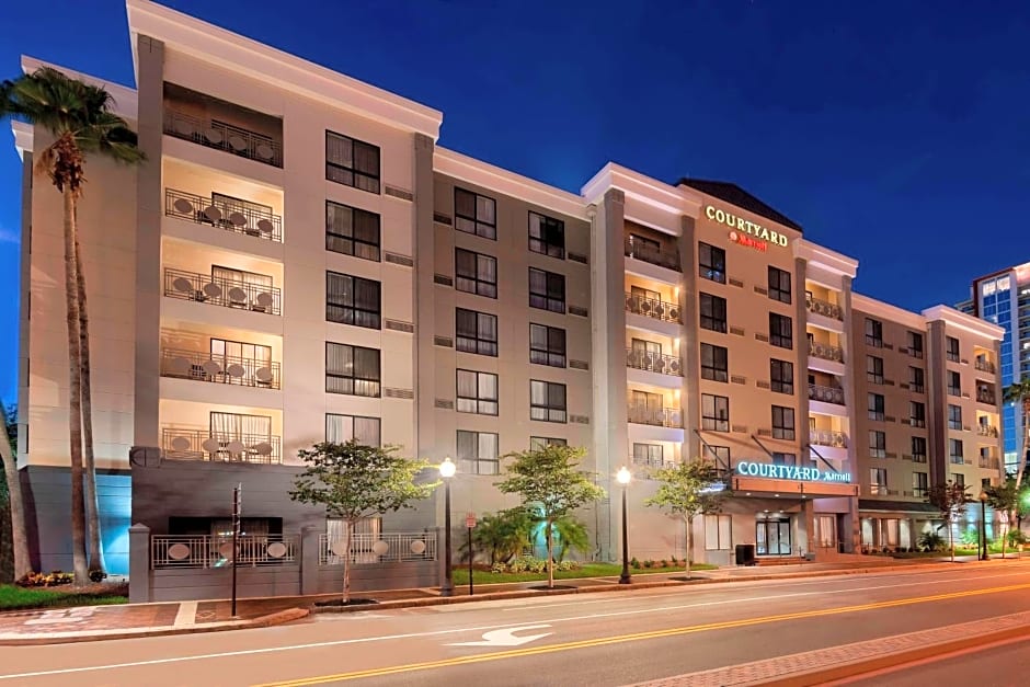 Courtyard by Marriott Tampa Downtown