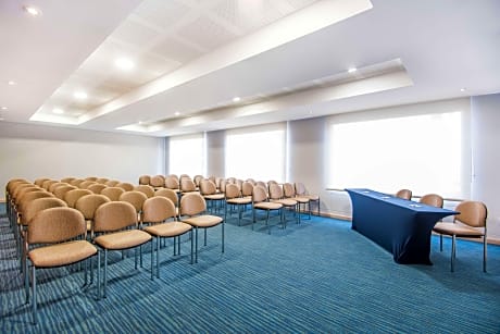 Hampton Inn by Hilton Cucuta