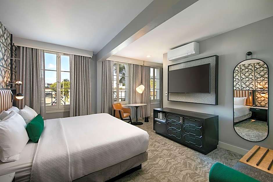 Hotel Virginia Santa Barbara, Tapestry Collection by Hilton