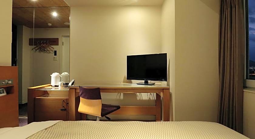Candeo Hotels Chino