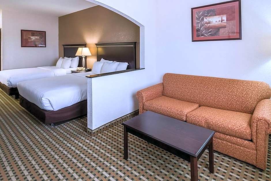 Quality Suites Burleson