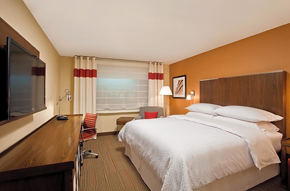 Four Points by Sheraton Cleveland Airport