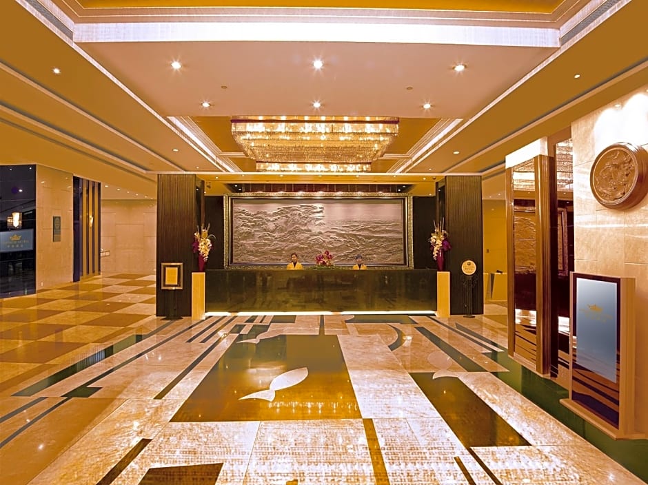 Emperor Hotel