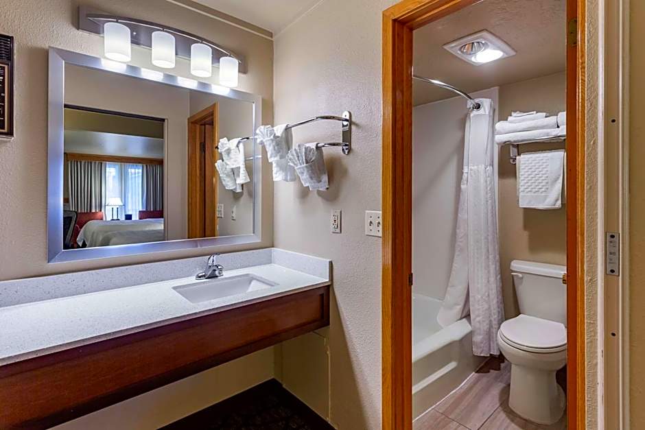 Best Western Dunmar Inn