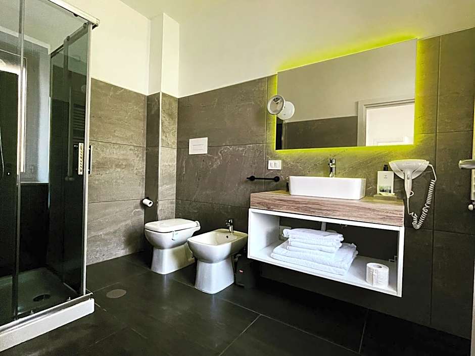 Zeta Rooms