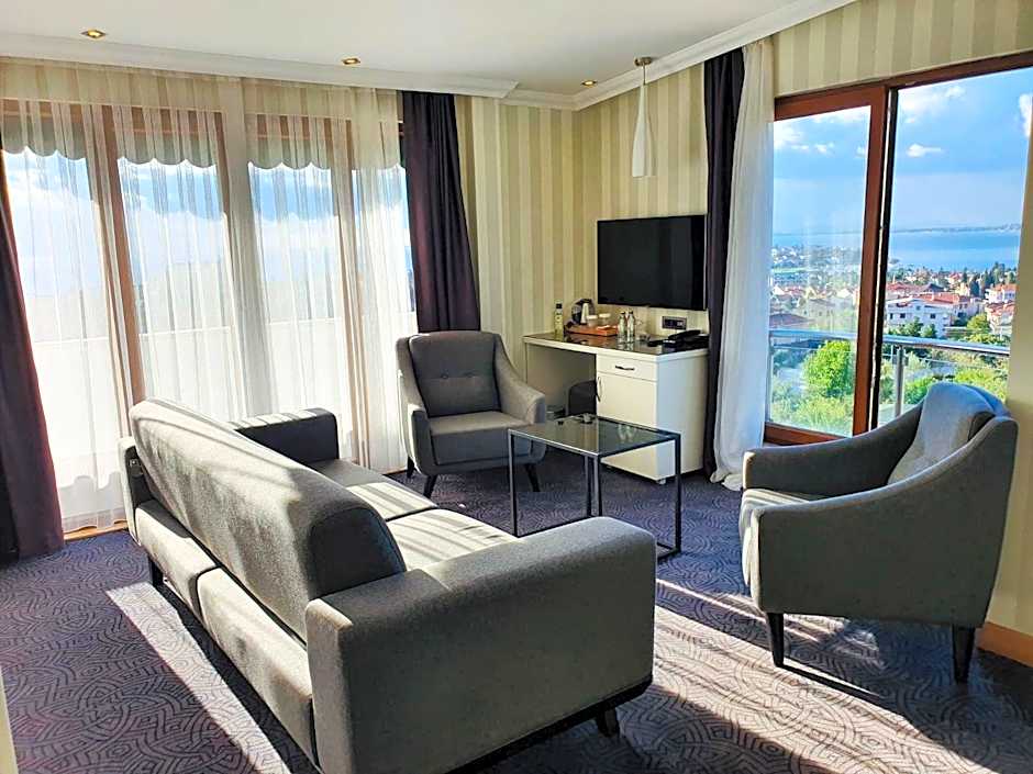 Double Royal Hotel Darica
