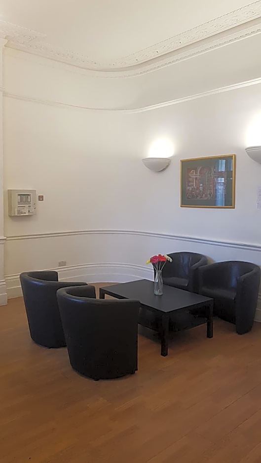 Leinster House (Bayswater)