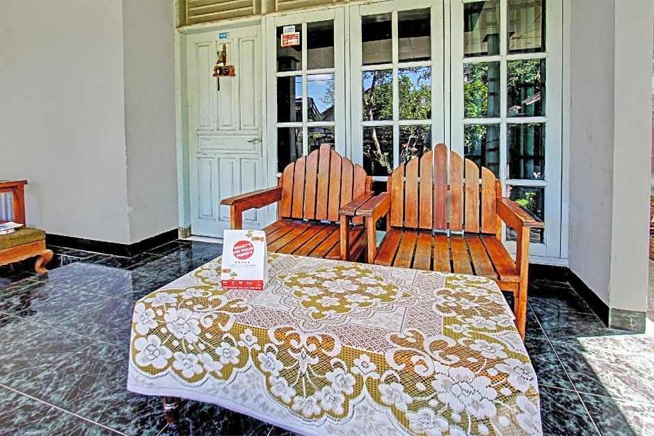 OYO Life 92853 Kost 999