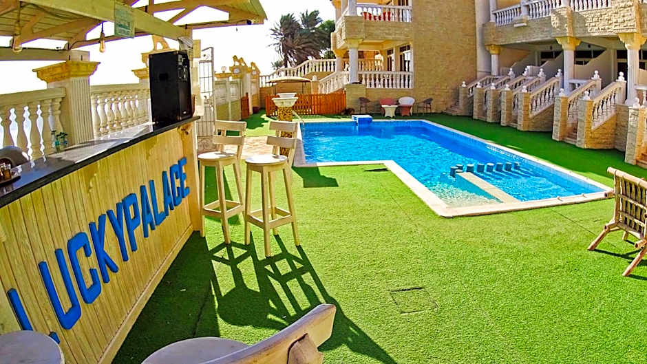 Lucky palace Dahab