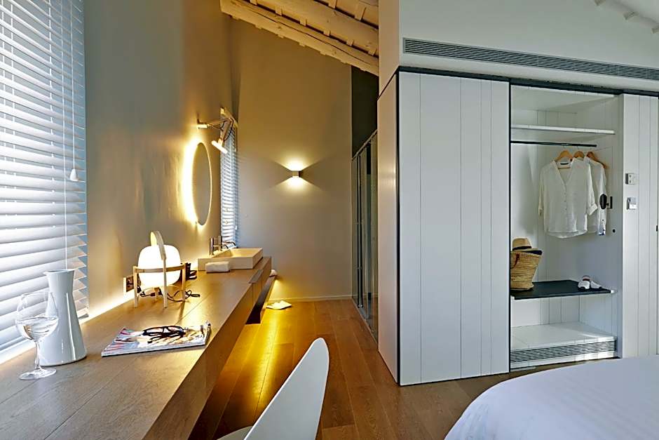 Hotel Restaurant Mas Lazuli by Fimedhotels