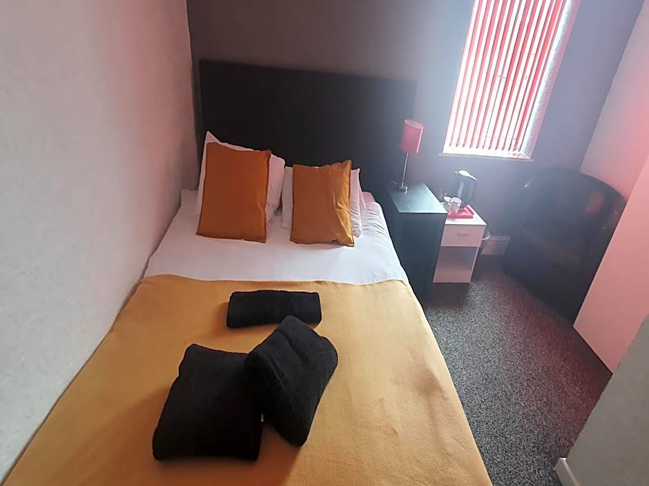 Las Palmas Hotel by the Sea