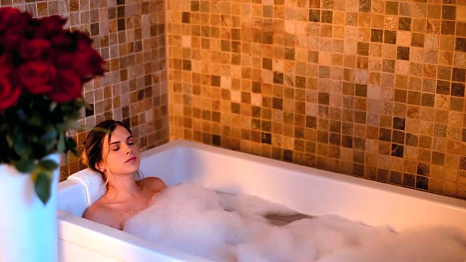 Le Parc Hotel, Beyond Stars