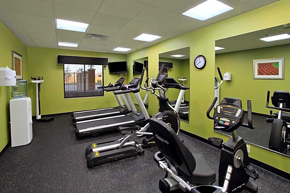 Holiday Inn Express & Suites Houston East - Baytown By IHG