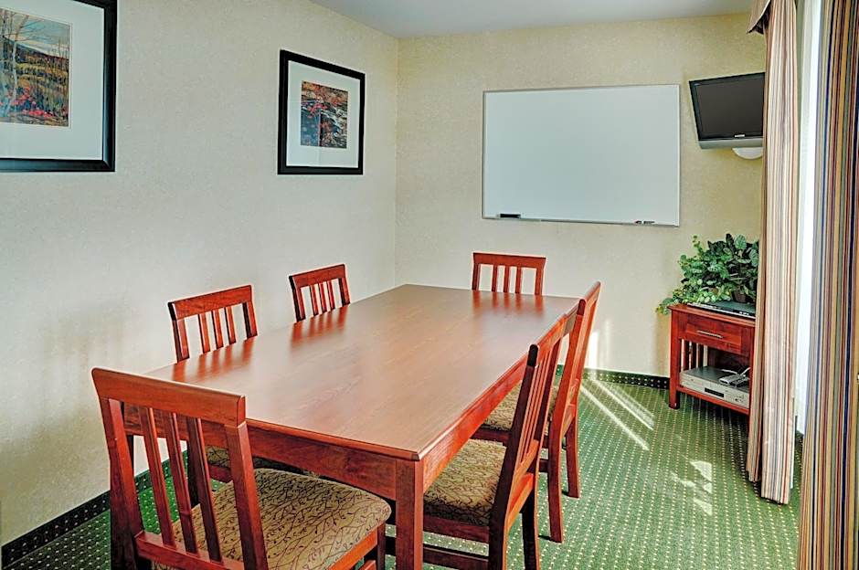 Lakeview Inns & Suites - Slave Lake