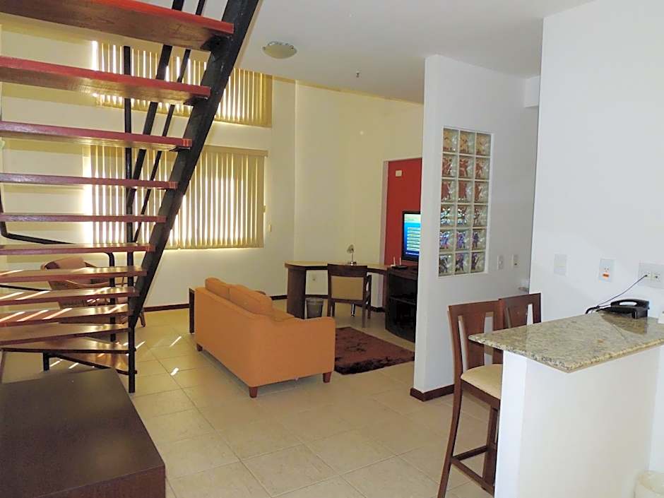 Mondrian Suite Hotel