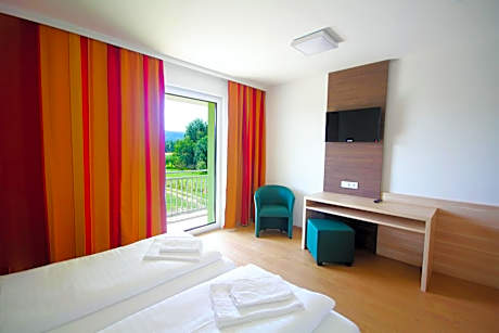 Deluxe 1 Double Bed or 2 Beds, Balcony