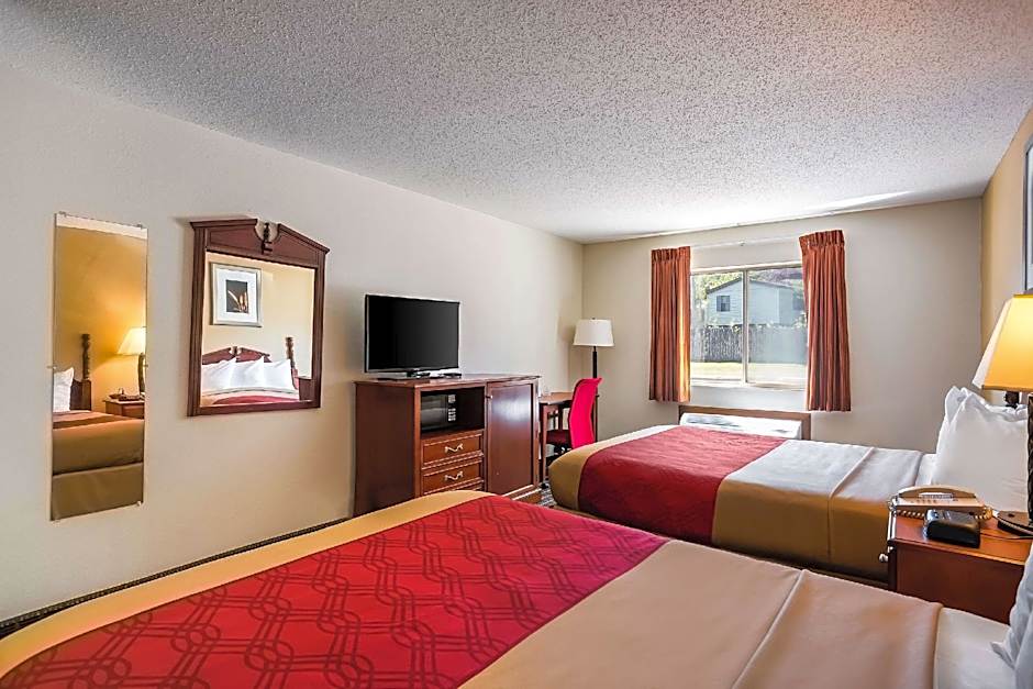 Rodeway Inn Cedar Rapids Westdale