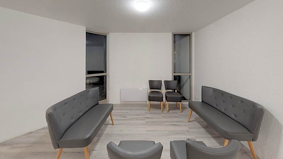 Hôtel du stade ex Kyriad Direct Lille Est Stade Pierre Mauroy