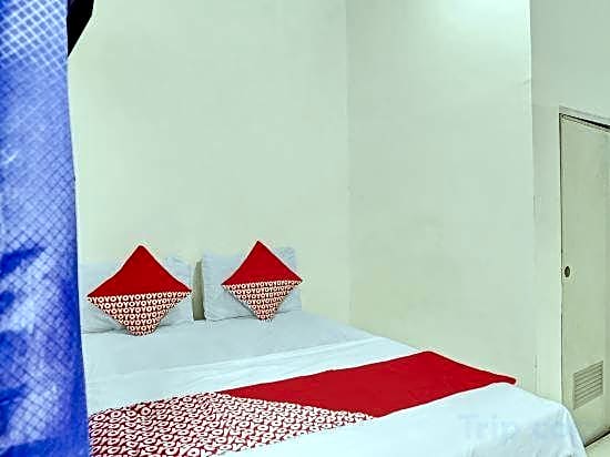 OYO Life 90523 Homestay Jenggolo