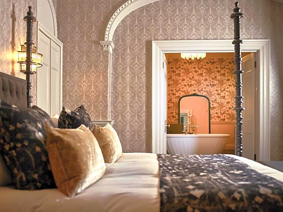 The Queensberry Hotel