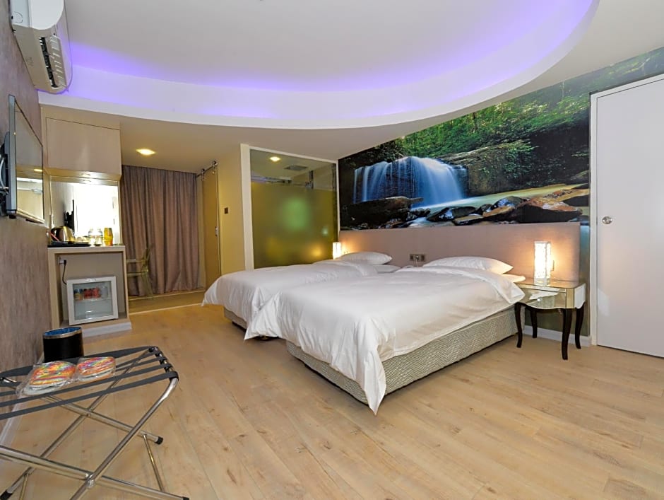 Unic Hotel