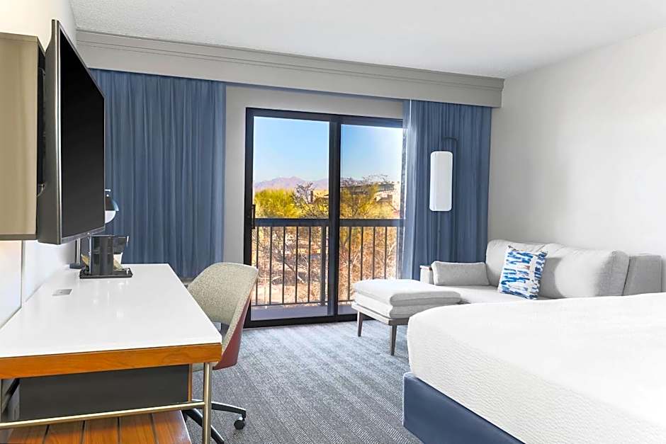 Courtyard by Marriott Tucson Airport