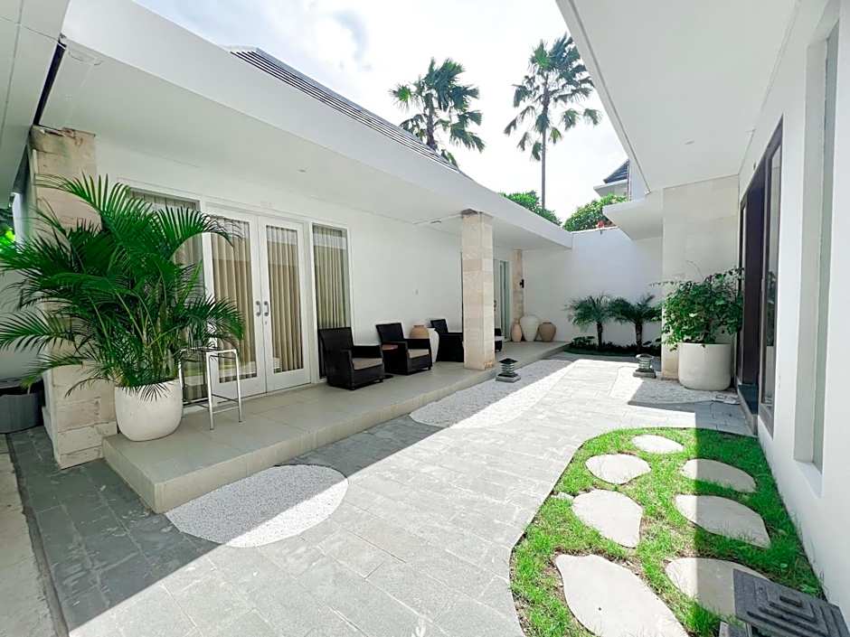 Apple Villas & Apartments, close to Canggu & Seminyak